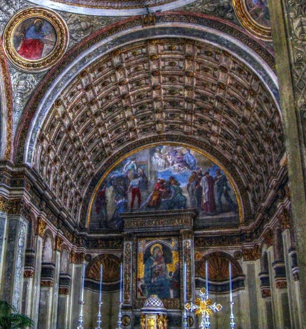 perspective-illusion-Milan